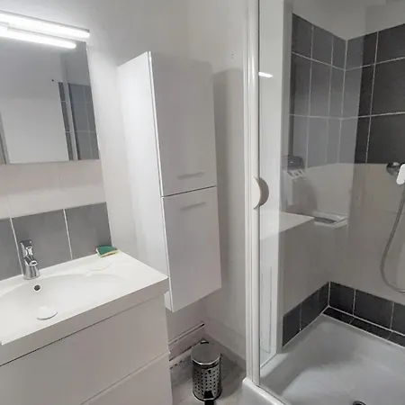 Valras-plage: Renove 1 Chambre, Clim, Wifi, Parking, A 50m De La - Fr-1-781-59