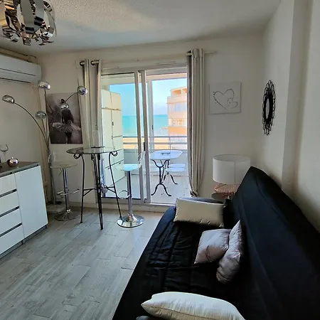 Appartement Valras-plage: Renove 1 Chambre, Clim, Wifi, Parking, A 50m De La - Fr-1-781-59 Valras-Plage