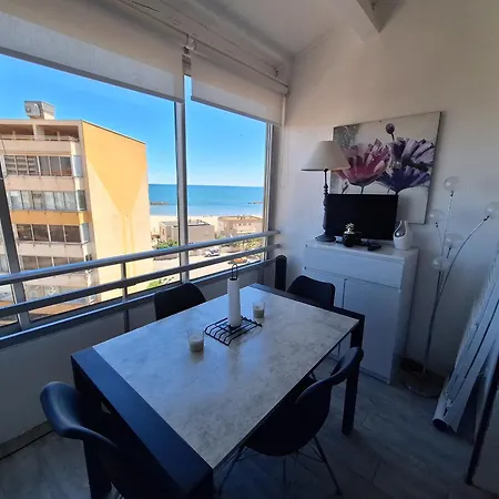 Valras-plage: Rénové 1 Chambre, Clim, Wifi, Parking, à 50m De La - Fr-1-781-59 Appartement Valras-Plage